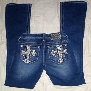 Women 26" Miss Me Jeans in Fantastic Condition